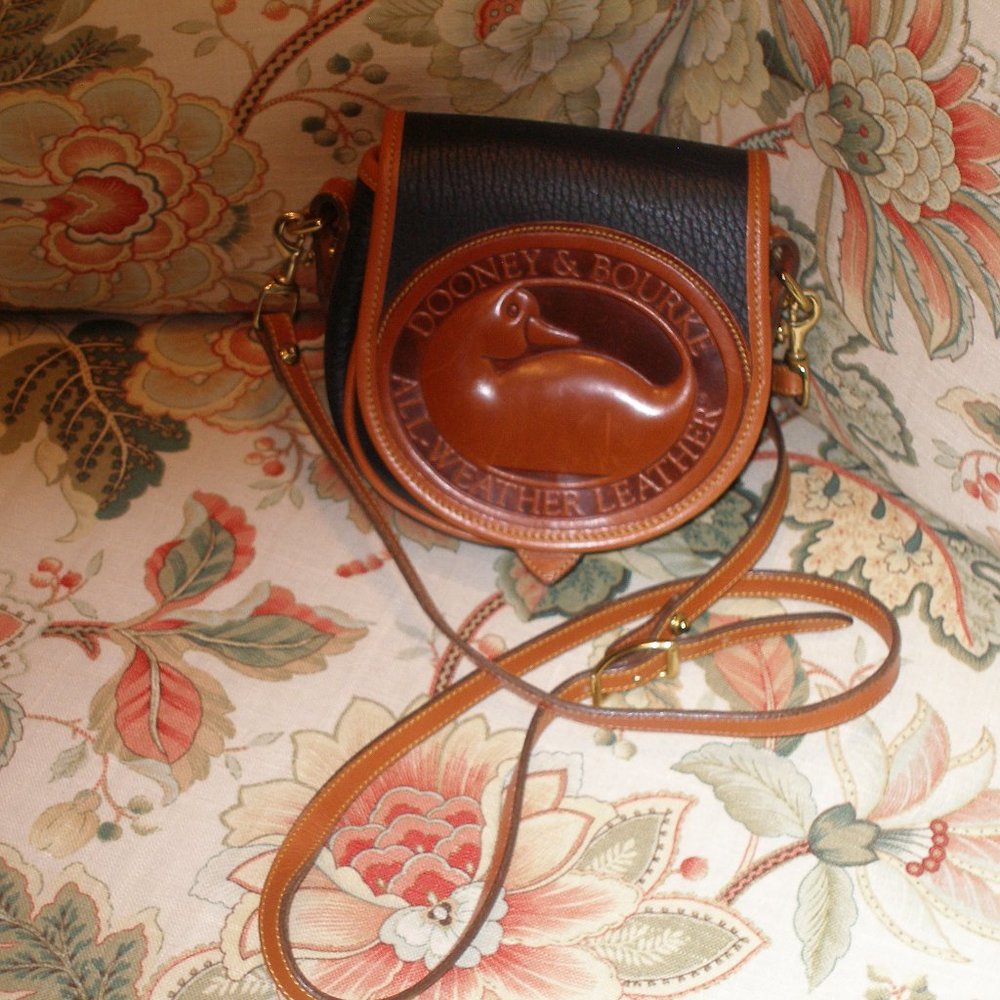 Vintage Dooney and Bourke Big Duck Crossbody Bag